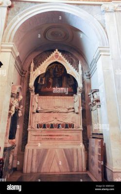 Le Sarcophage de Sainte-Marie-Majeure : Une Danse Macabre Entre Vie et Mort !