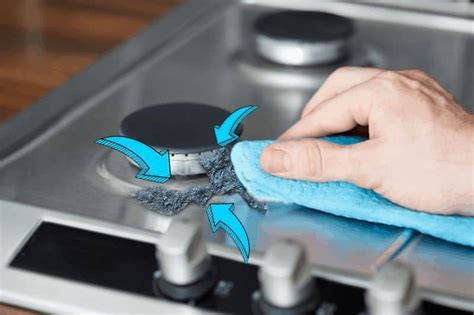 How to Remove Burnt Plastic from Stove: A Comprehensive Guide and the Curious Case of Melting Utensils