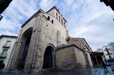 La Maestà de San Pedro en la Catedral de Jaca: un chef-d'œuvre byzantin à l'ombre des Pyrénées!