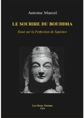 Le Sourire du Bouddha d'Or: Une Mélange Sublime de Réalisme et de Spiritualité Mystique !